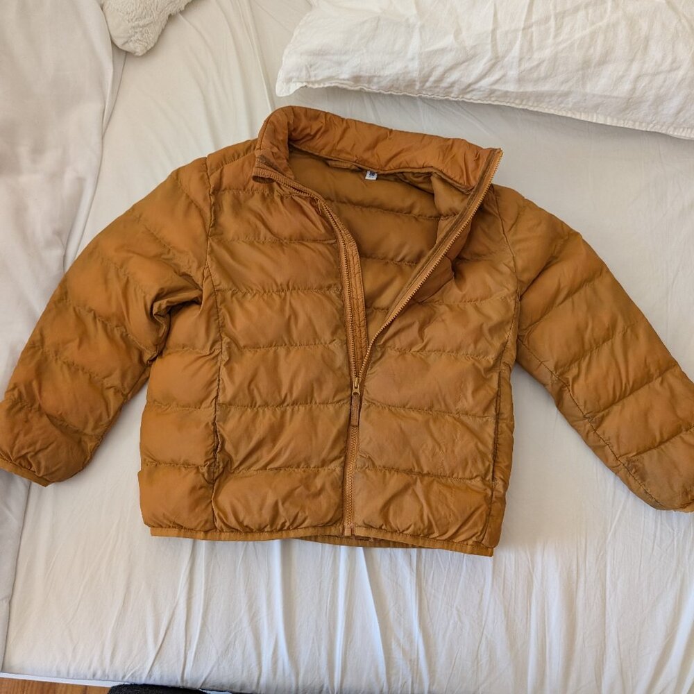 UNIQLO Down Packable Full Zip Puffer Jacket Kids Youth Size 5-6 lightweight